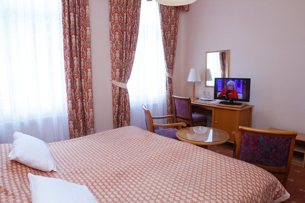Hotel Pavlov 카를로비바리 외부 사진